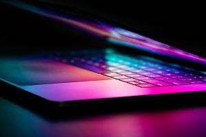 Kata atau Ungkapan Penghubung Antarkata, Antarfrasa, Antarklausa, dan Antarkalimat Disebut Apa?